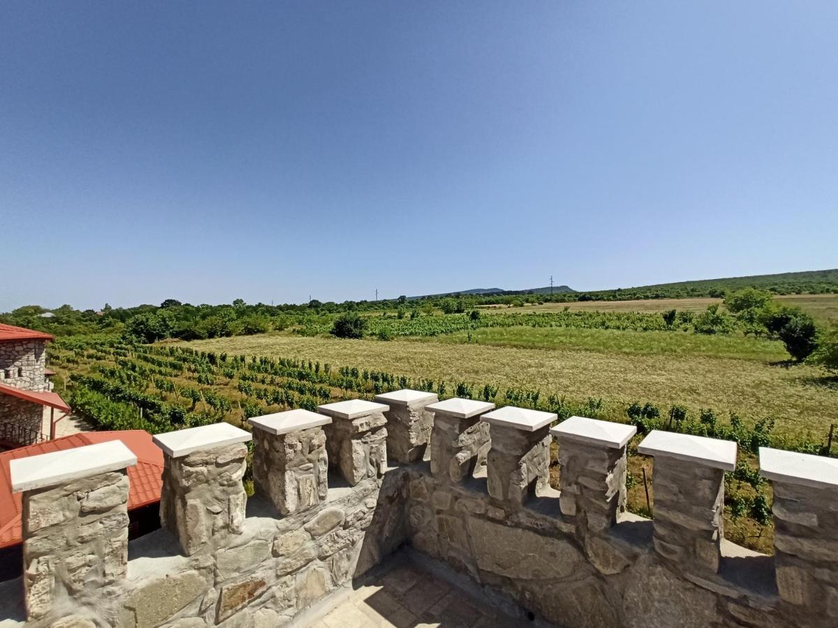 Chateau Tetri Bairagebi White Flags Kisiskhevi Екстер'єр фото