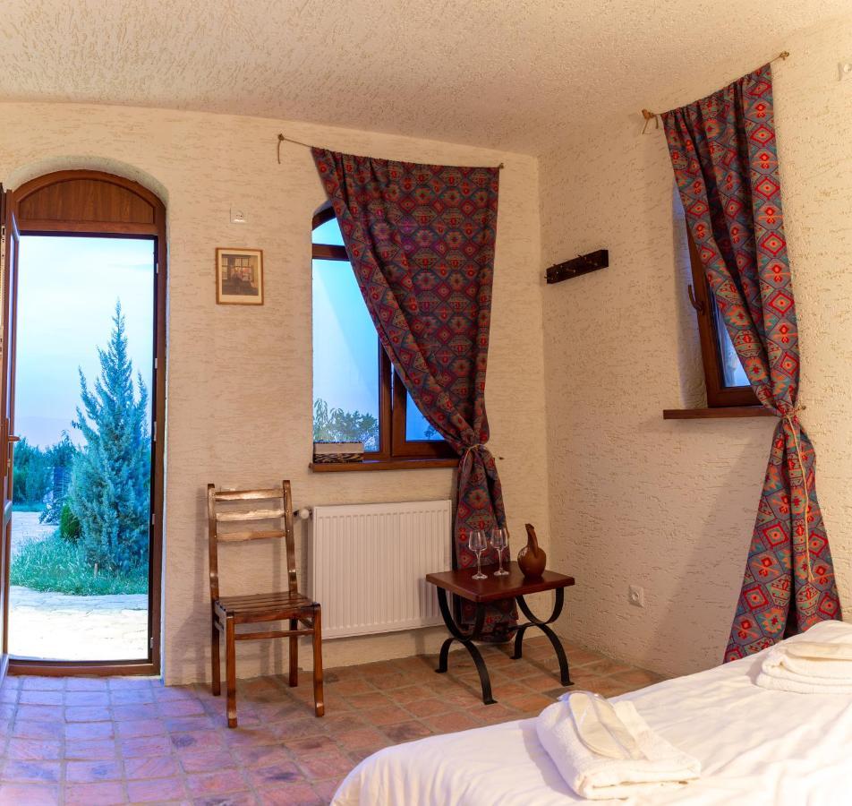 Chateau Tetri Bairagebi White Flags Kisiskhevi Екстер'єр фото